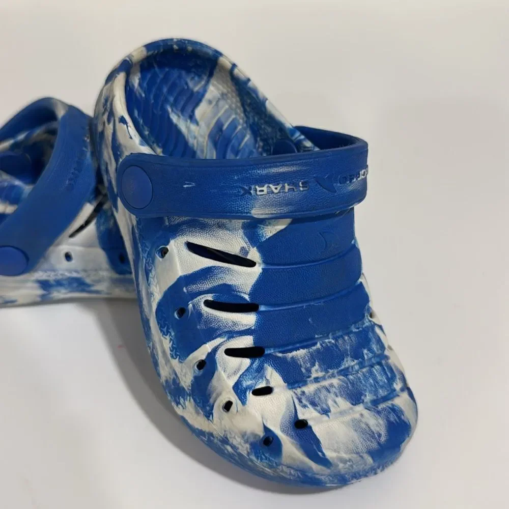 Rugged Shark Toddler Boys Eva Clogs EUC